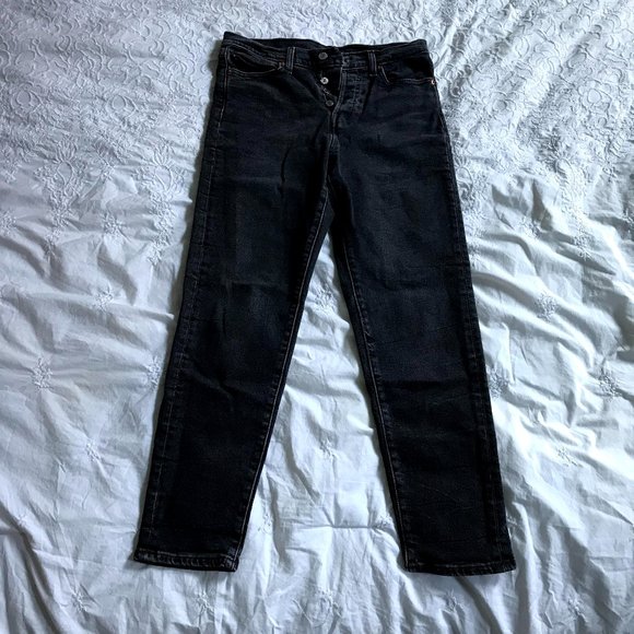 Levi's Premium Black Wedgie Icon Straight Leg Jean - Picture 3 of 6